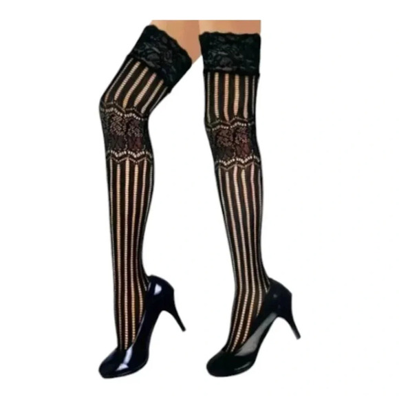 Plus Size Black Thigh High Jacquard Stockings - Picture 1 of 5